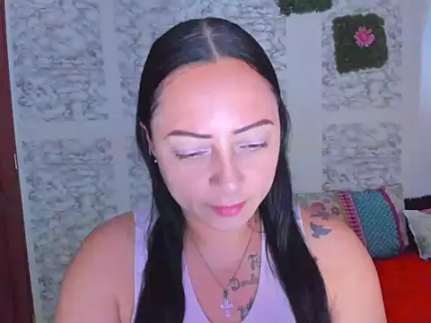 XXXStephanie XXX online show from February 25, 2026, 9:57 pm