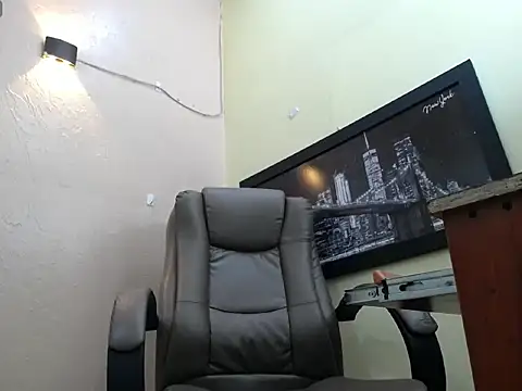 Oswalldo   online show from February 20, 2026, 11:22 am