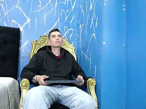 Iam Smith  online show from February 15, 2026, 2:52 am