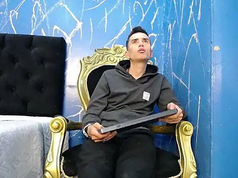 Iam Smith  online show from February 17, 2026, 3:47 am