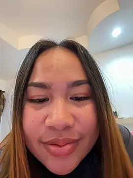 Snapshot of Ponthip chatting on February 23, 2026, 10:07 pm Ponthip online show from February 23, 2026, 10:07 pm