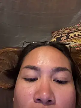 Ponthip online show from March 26, 2026, 1:28 pm