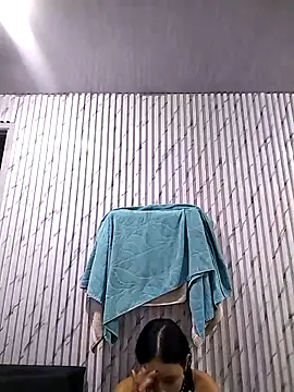 Snapshot of l0lita_emi chatting on April 14, 2026, 11:16 am l0lita emi online show from April 14, 2026, 11:16 am