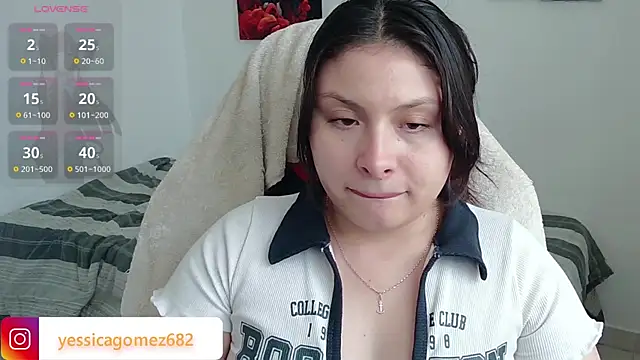 yessica gomez01 online show from February 28, 2026, 8:10 pm