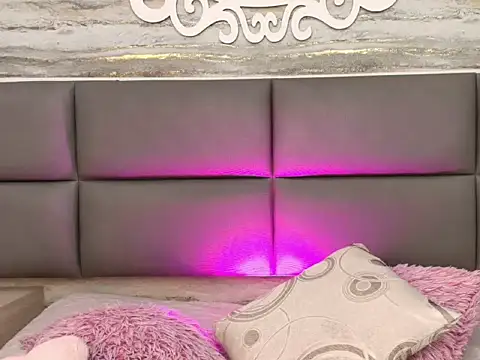 Little Mayy online show from February 1, 2026, 11:42 am