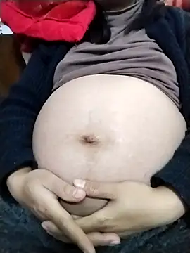 Snapshot of Aurora206 chatting on February 11, 2026, 6:29 am Aurora206 online show from February 11, 2026, 6:29 am