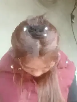 jjennyyy online show from March 8, 2026, 3:43 am