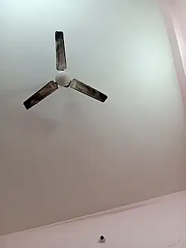 hotyjiyaaaa online show from January 11, 2026, 12:54 pm