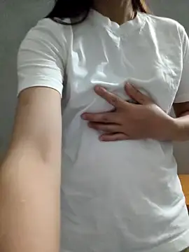 Vanvan68xx online show from March 28, 2026, 2:27 pm