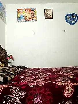 Angel eyes00 online show from February 3, 2026, 4:56 pm