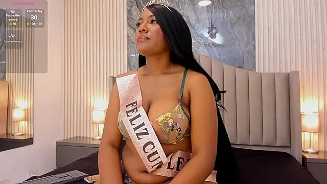 Arianaa Cooper  online show from March 26, 2026, 11:49 am