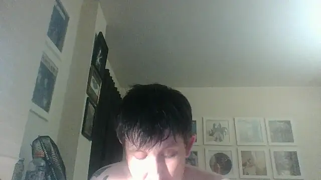 Snapshot of 2flimsy chatting on May 25, 2026, 9:15 am 2flimsy online show from May 25, 2026, 9:15 am