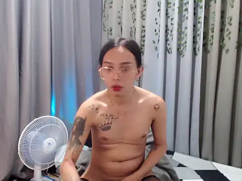 Snapshot of LOVELYMAYUMIE chatting on December 14, 2024, 2:53 pm LOVELYMAYUMIE online show from December 14, 2024, 2:53 pm