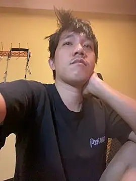 asian guy67 online show from February 19, 2026, 12:01 pm