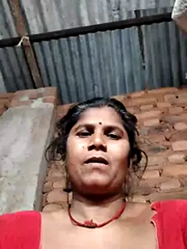 Hot di97 online show from April 14, 2026, 2:45 pm