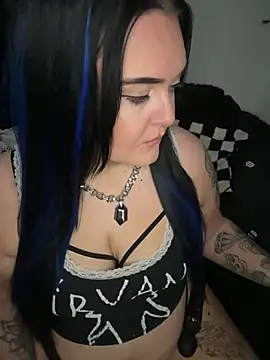 Miss CurvesXXX online show from April 11, 2026, 11:14 am