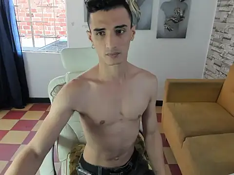 Snapshot of felipe_colinss chatting on February 21, 2026, 12:17 pm felipe colinss online show from February 21, 2026, 12:17 pm