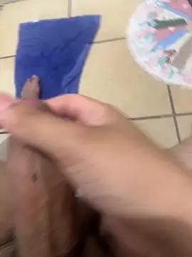 jhon01605 online show from February 17, 2026, 5:15 am