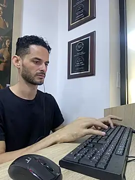 gatoquiles online show from February 5, 2026, 5:50 pm