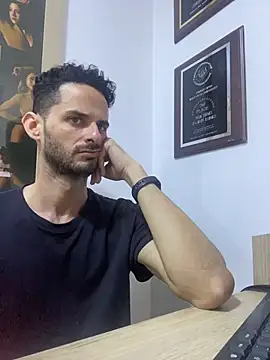 gatoquiles online show from February 9, 2026, 8:35 pm