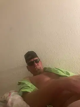 sofnhornyforu online show from May 10, 2026, 2:50 am