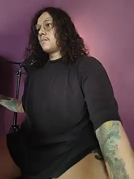 Snapshot of just_NB chatting on February 5, 2026, 2:54 pm just NB online show from February 5, 2026, 2:54 pm