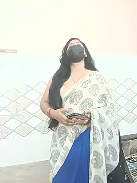 Cute purnima143 online show from May 16, 2026, 7:27 am