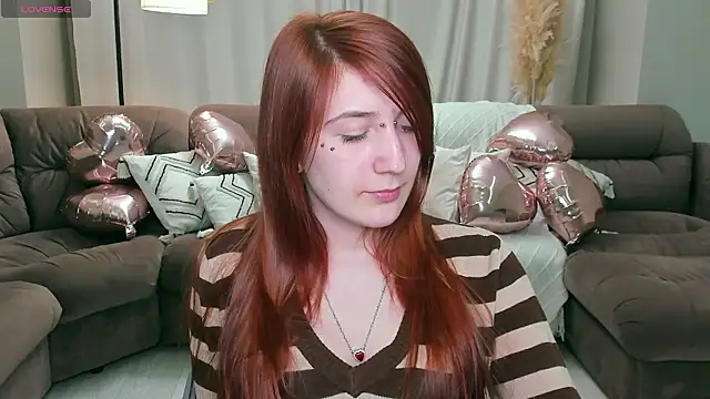 Polly Sweet online show from February 12, 2026, 6:47 pm