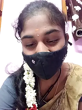 Tamil Hot RoyalQueen online show from May 10, 2026, 5:18 pm