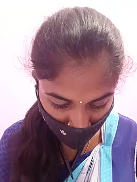 Tamil Hot RoyalQueen online show from May 19, 2026, 2:07 am