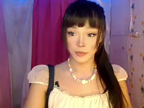 mariadeluxe online show from April 17, 2026, 10:40 am