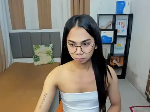 Snapshot of SeductiveYukie chatting on January 14, 2026, 4:45 pm SeductiveYukie online show from January 14, 2026, 4:45 pm