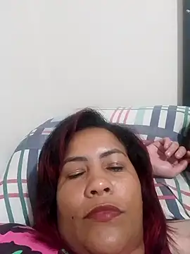 Samantha2869 online show from January 13, 2026, 11:43 pm