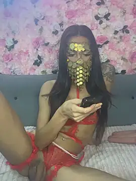 Snapshot of Ines-z chatting on June 20, 2026, 9:28 pm Ines-z online show from June 20, 2026, 9:28 pm