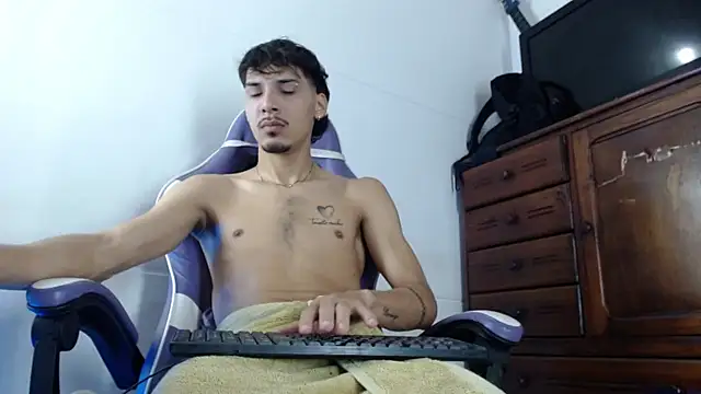 Yankees xxx online show from February 8, 2026, 12:41 pm