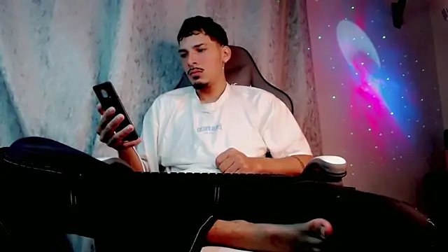 Snapshot of Yankees_xxx chatting on June 10, 2026, 11:09 am Yankees xxx online show from June 10, 2026, 11:09 am
