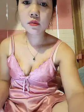 Snapshot of Ngocmai_lazdy chatting on February 5, 2026, 3:33 am Ngocmai lazdy online show from February 5, 2026, 3:33 am