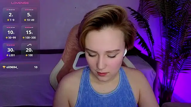 Ellie Heavenly online show from February 2, 2026, 8:46 am