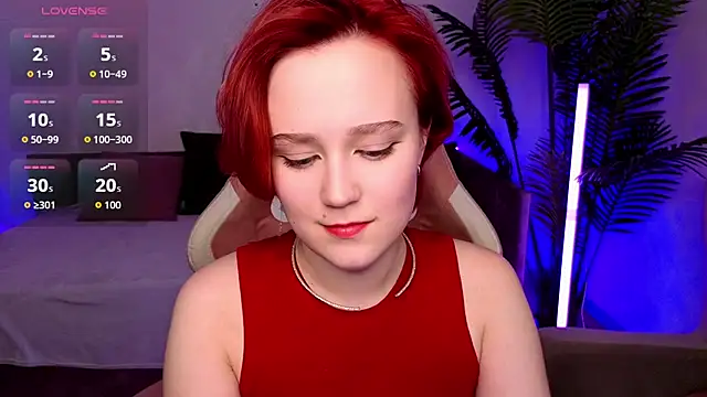 Ellie Heavenly online show from April 5, 2026, 8:22 am