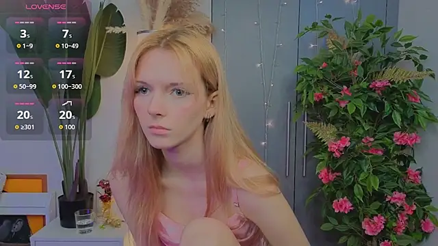 JuanaSumma online show from March 27, 2026, 6:08 am