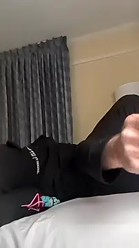 sterng6969 online show from February 7, 2026, 3:43 am