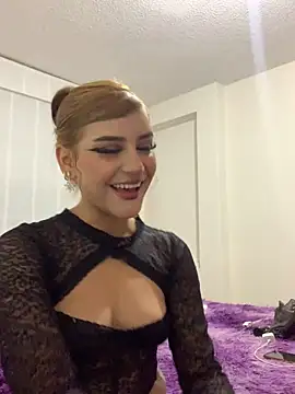 ivy-777 online show from April 29, 2026, 1:10 am