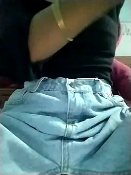 Lisa xx2 online show from February 25, 2026, 12:15 pm