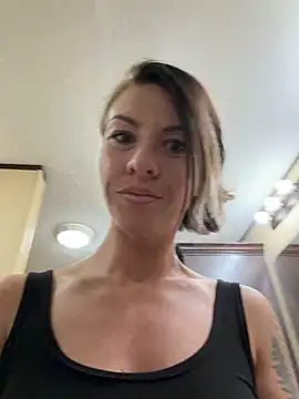 tastemecaroline online show from April 3, 2026, 2:59 pm