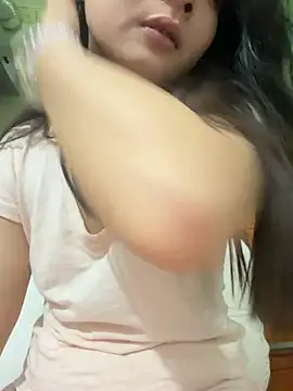 shuzhen66 online show from June 18, 2026, 8:46 pm