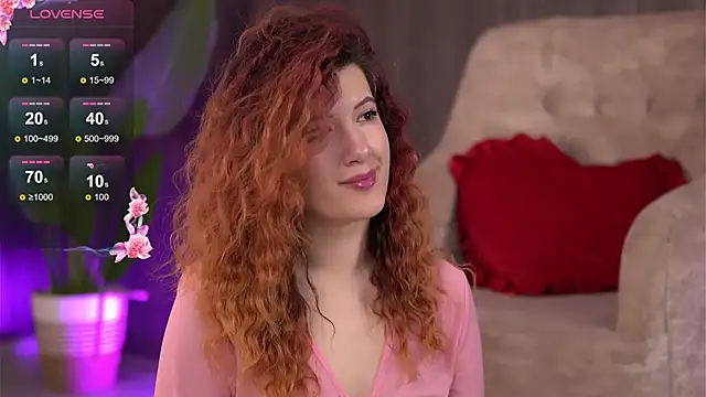 EvaMo0n online show from March 26, 2026, 5:02 am