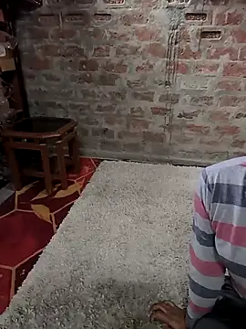 Snapshot of Babu1988UP chatting on April 7, 2026, 4:24 am Babu1988UP online show from April 7, 2026, 4:24 am