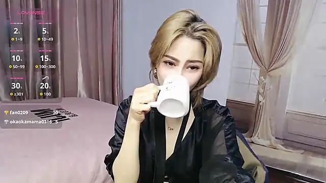 Snapshot of lucyyanyan chatting on March 16, 2026, 10:30 am lucyyanyan online show from March 16, 2026, 10:30 am