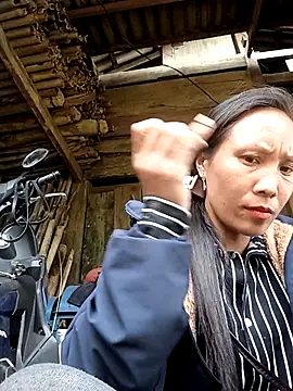 Diana-02 online show from March 4, 2026, 7:36 am