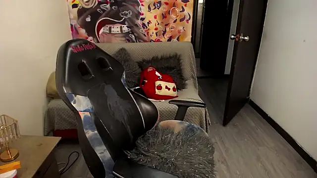 keileen luna online show from March 26, 2026, 8:03 pm